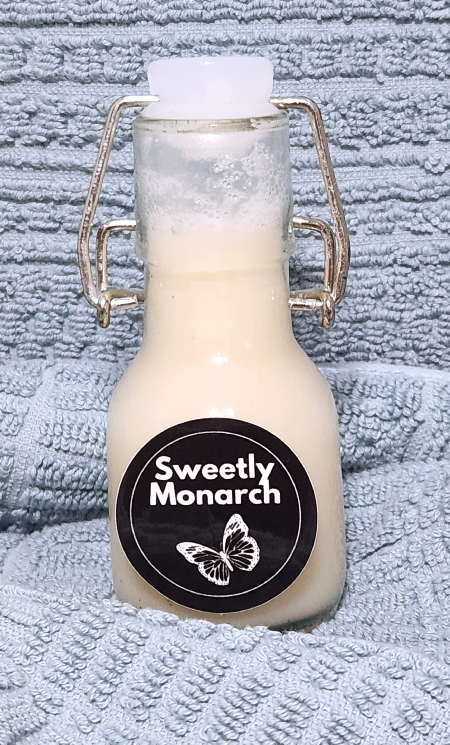 Sweetly Monarch - Image 3