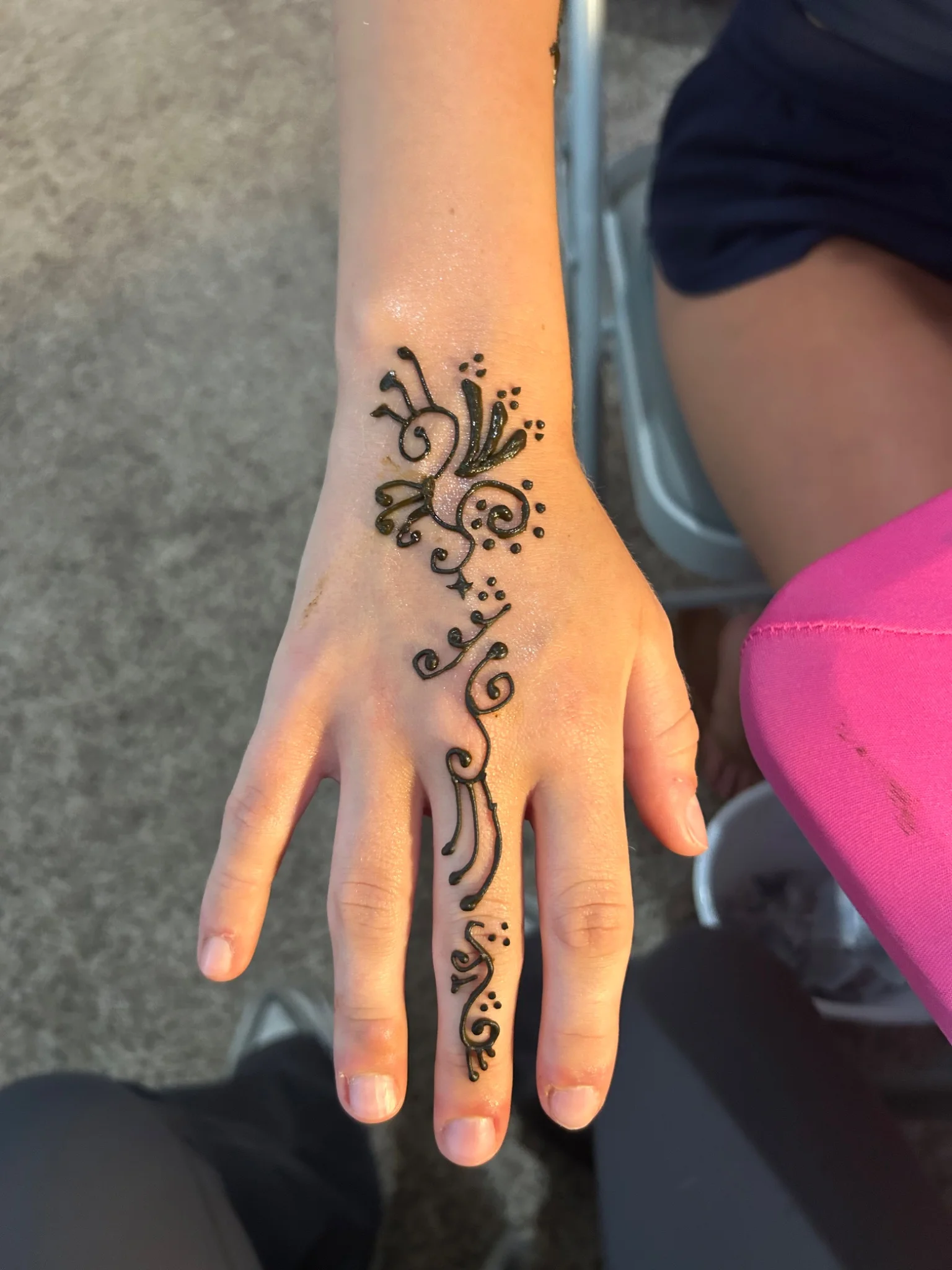 Henna Love - Image 3