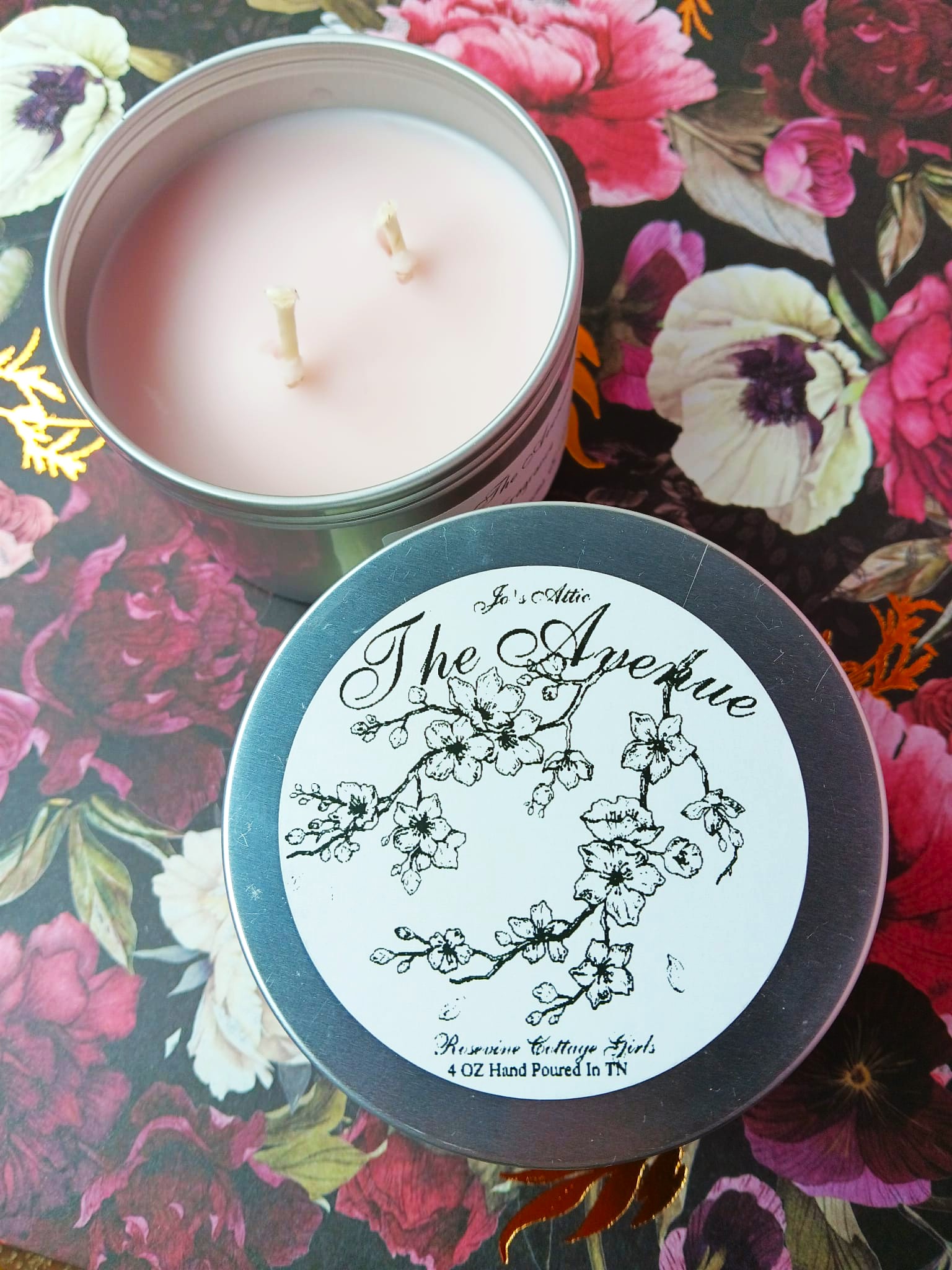 The Avenue 4 OZ Candle
