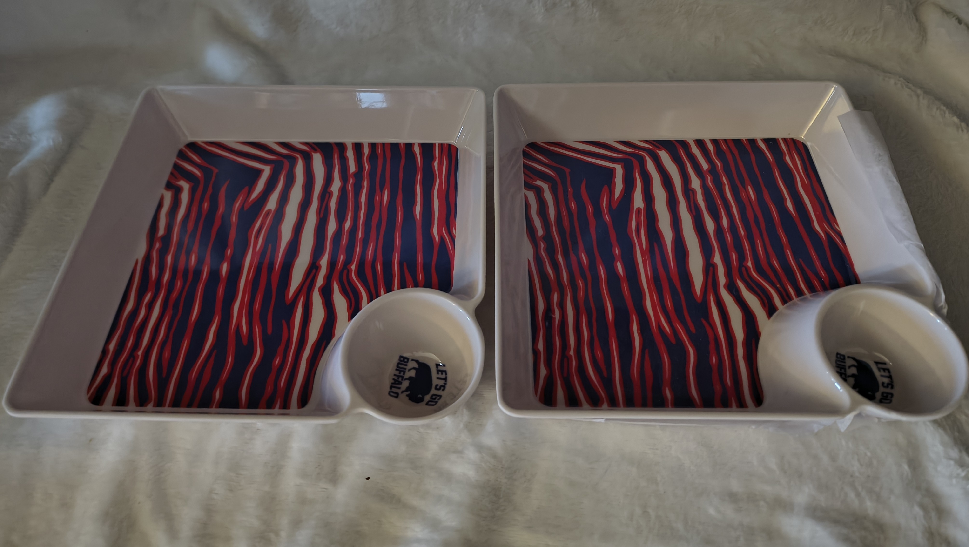 Mafia Stripes Party Plates